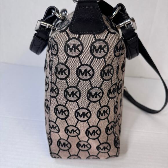 Michael Kors Calista Monogram Large Satchel GUC - Picture 3 of 16